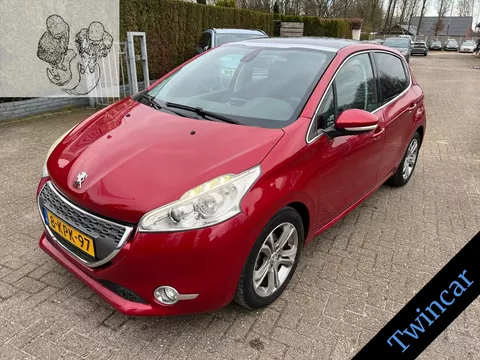 Peugeot 208 1.6 VTi 120PK 4-CYL. 5DRS ALLURE ECC NAVI PANO PDC NAP!